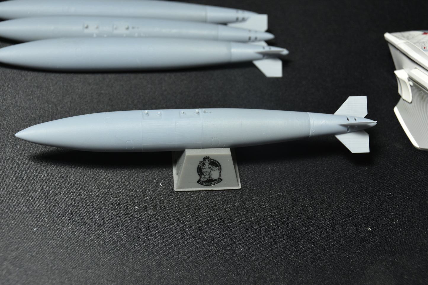 TTM32004 1/32 AERO 1D 300 Gallon Highspeed Drop Tank (Set of 1)