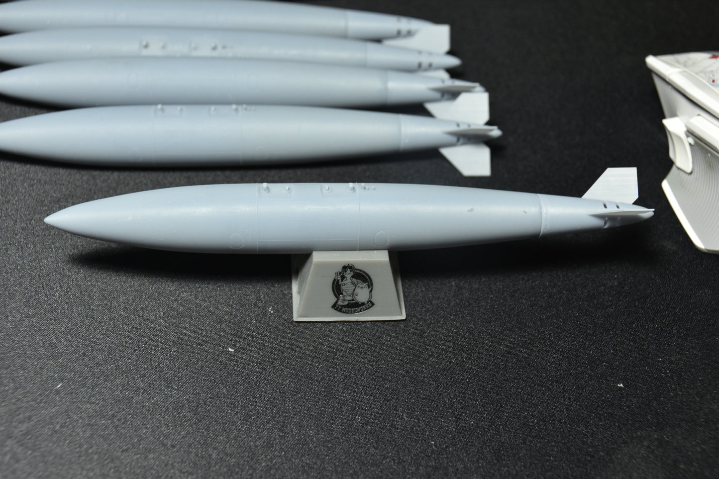 TTM32004 1/32 AERO 1D 300 Gallon Highspeed Drop Tank (Set of 1)