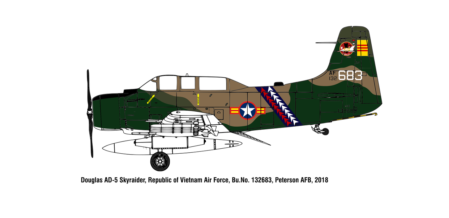 TTM32001 1/32 Douglas AD-5 (A-1E) Skyraider